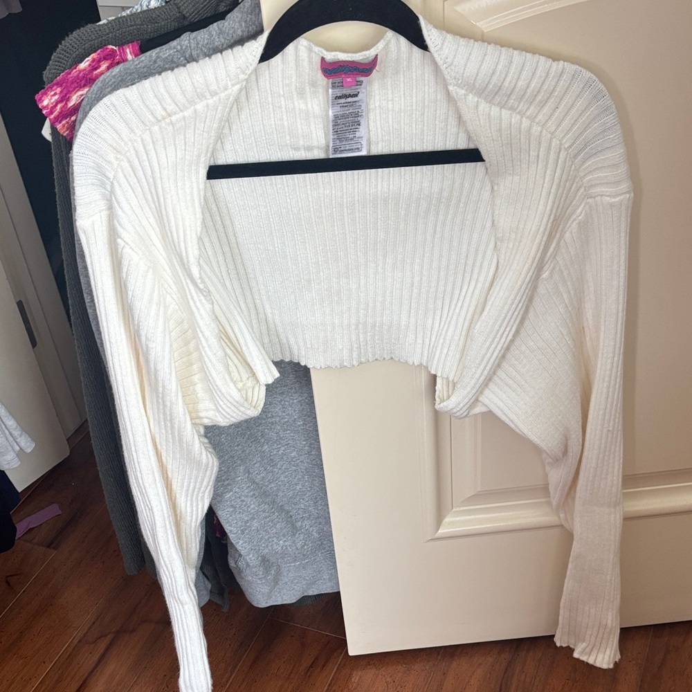 Edikted Women's White Ribbed Cropped Shrug Sweater